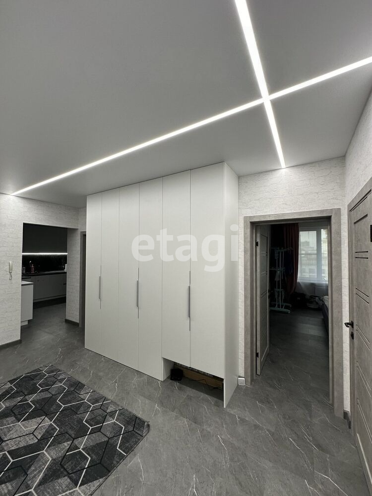 Продажа 3-комнатной квартиры, Южно-Сахалинск, Сахалинская область,  Южно-Сахалинск