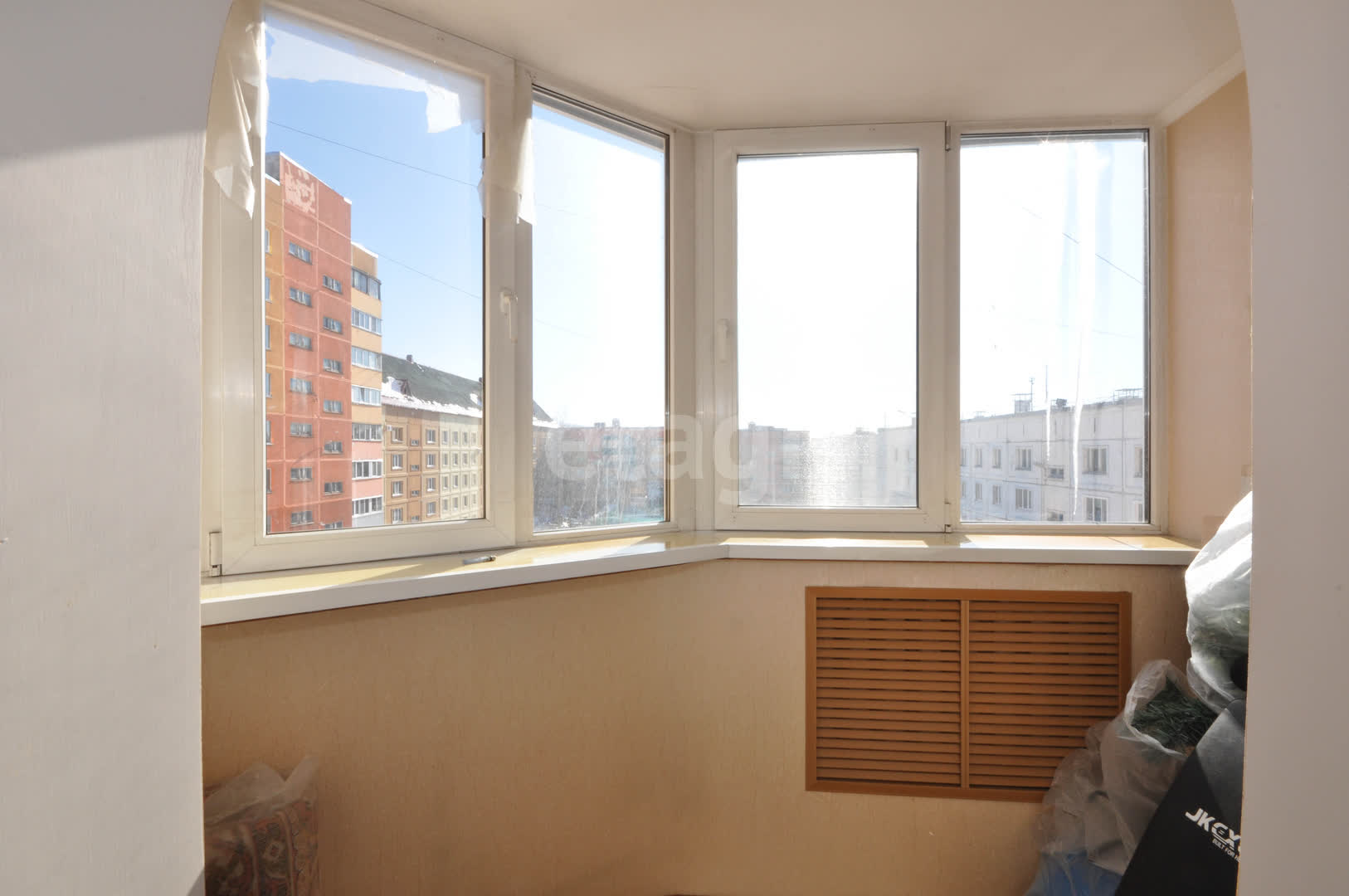 Продажа 4-комнатной квартиры, Южно-Сахалинск, Сахалинская область,  Южно-Сахалинск