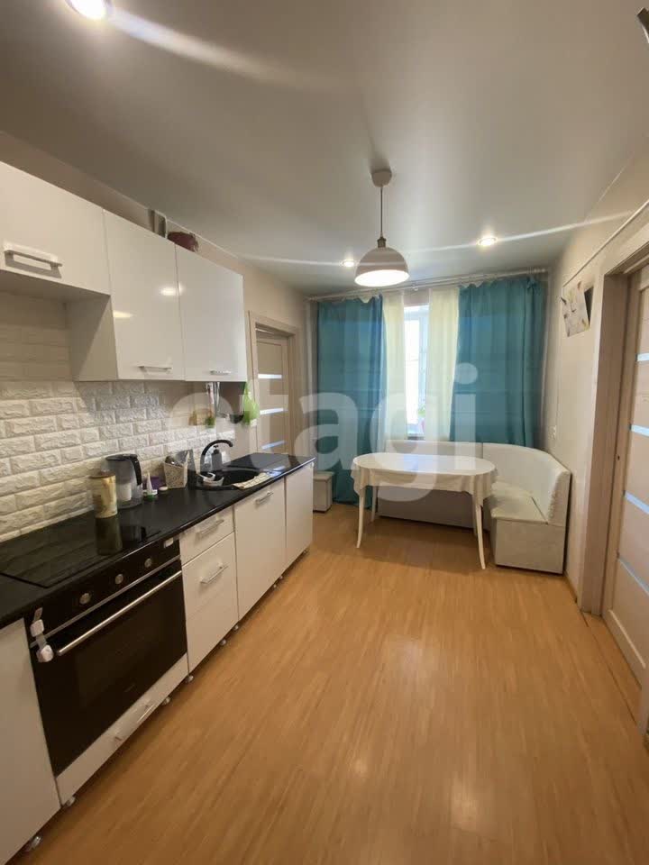 Продажа 3-комнатной квартиры, Улан-Удэ, Республика Бурятия,  Улан-Удэ