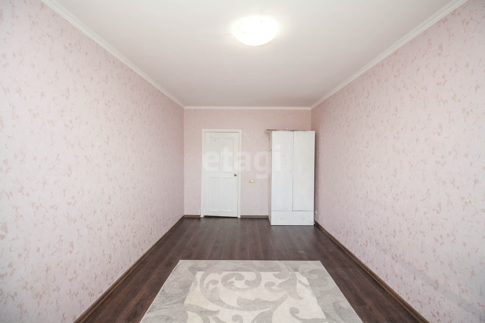 Продажа 4-комнатной квартиры, Южно-Сахалинск, Сахалинская область,  Южно-Сахалинск