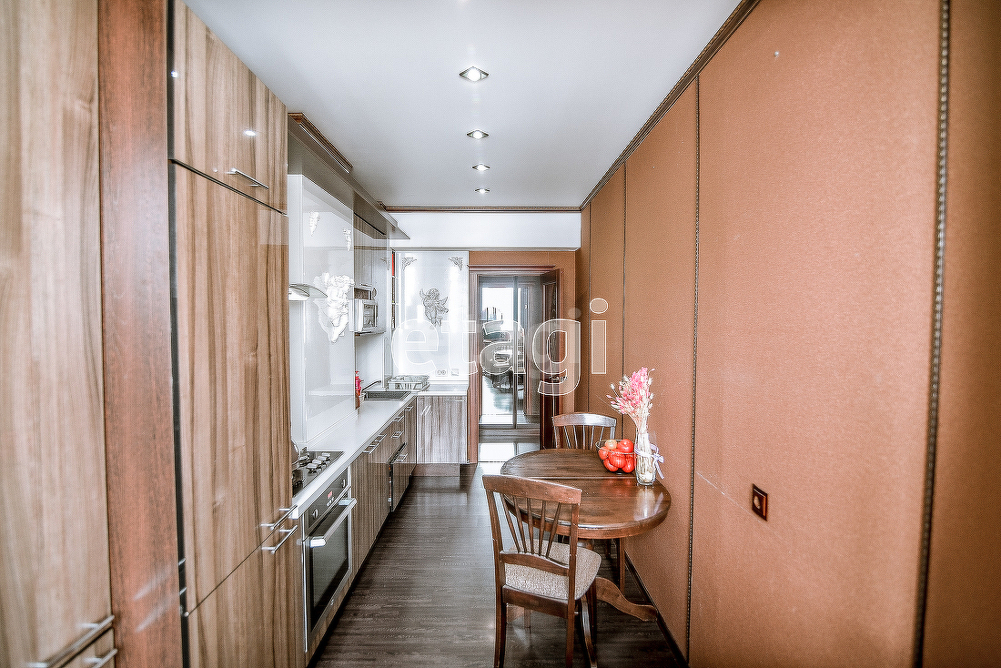 Продажа 1-комнатной квартиры, Южно-Сахалинск, Сахалинская область,  Южно-Сахалинск