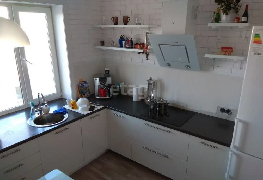 Продажа 2-комнатной квартиры, Южно-Сахалинск, Сахалинская область,  Южно-Сахалинск