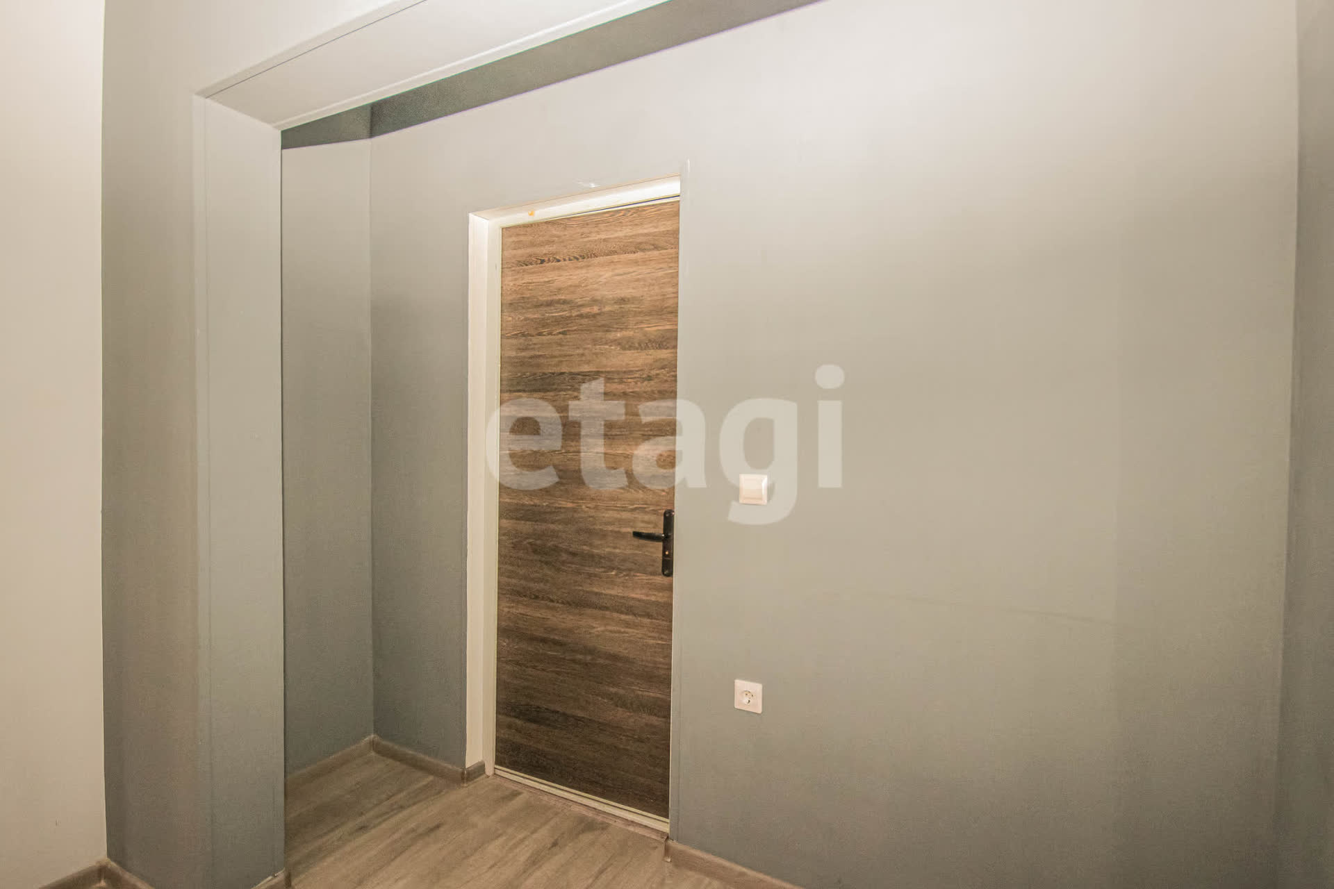 Продажа коммерческой недвижимости, 35м <sup>2</sup>, Улан-Удэ, Бурятия,  Улан-Удэ