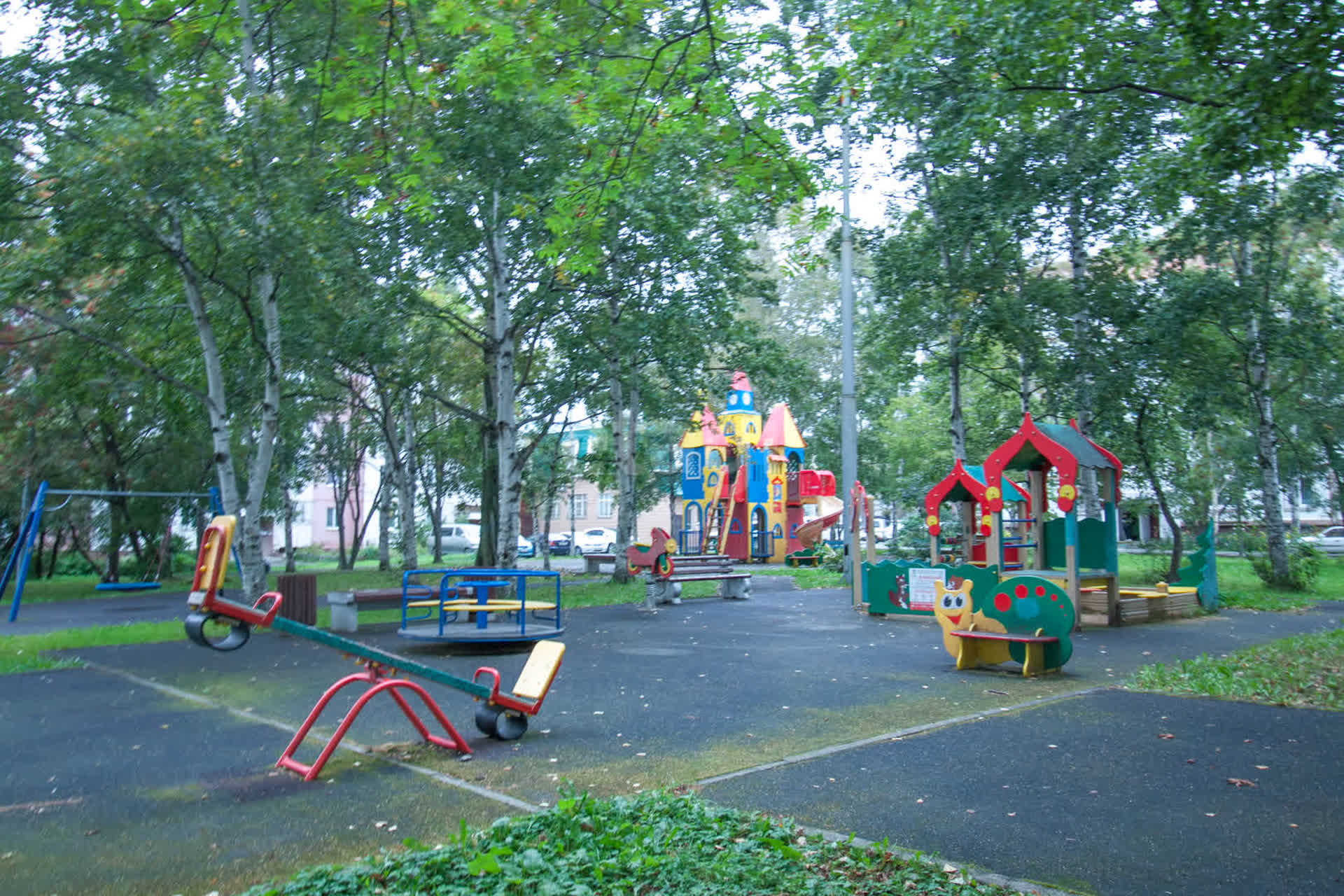 Продажа 4-комнатной квартиры, Южно-Сахалинск, Сахалинская область,  Южно-Сахалинск