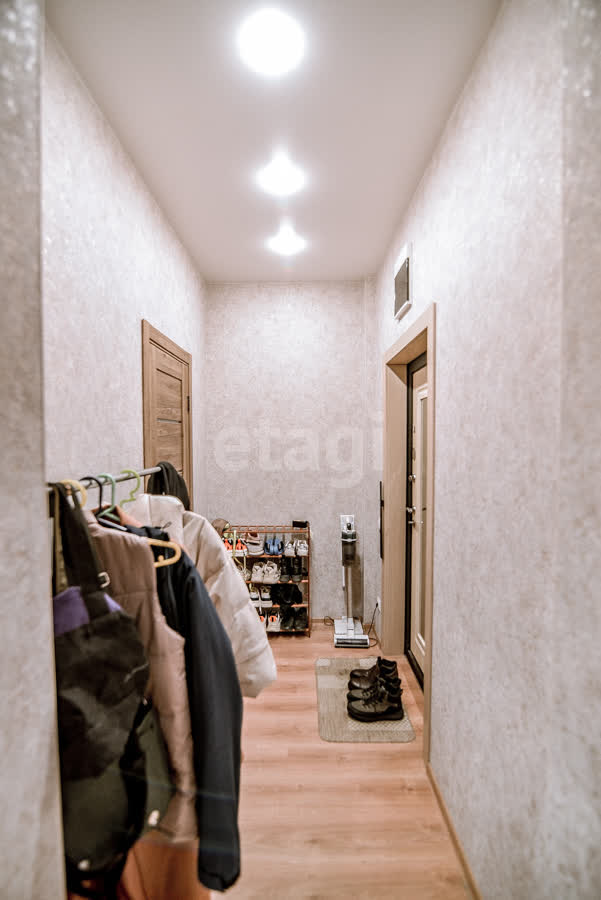 Продажа 2-комнатной квартиры, Южно-Сахалинск, Сахалинская область,  Южно-Сахалинск