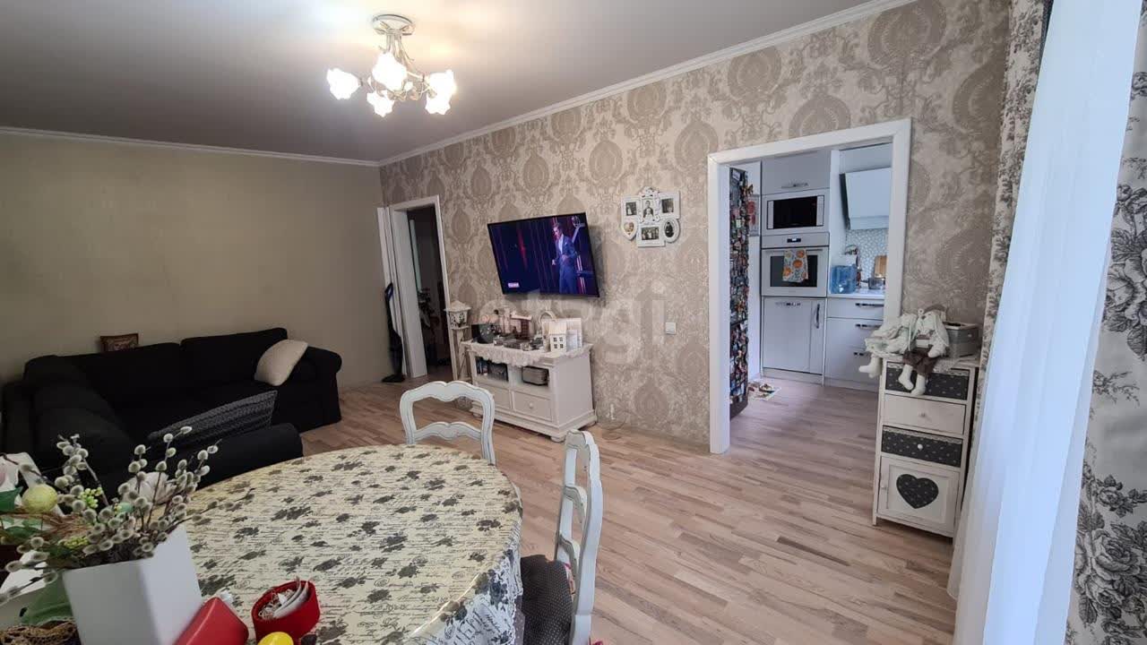 Продажа 3-комнатной квартиры, Южно-Сахалинск, Сахалинская область,  Южно-Сахалинск