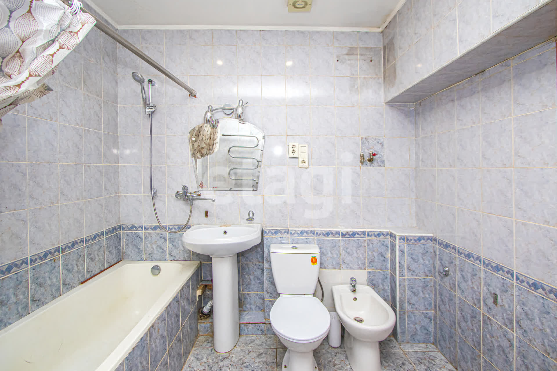 Продажа 4-комнатной квартиры, Улан-Удэ, Республика Бурятия,  Улан-Удэ