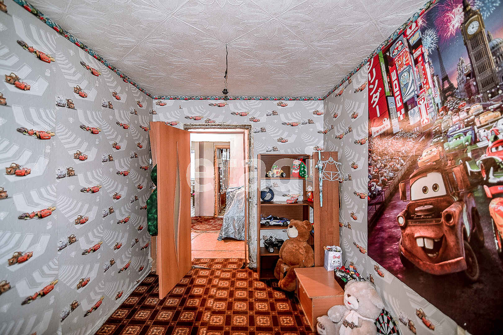 Продажа 4-комнатной квартиры, Южно-Сахалинск, Сахалинская область,  Южно-Сахалинск