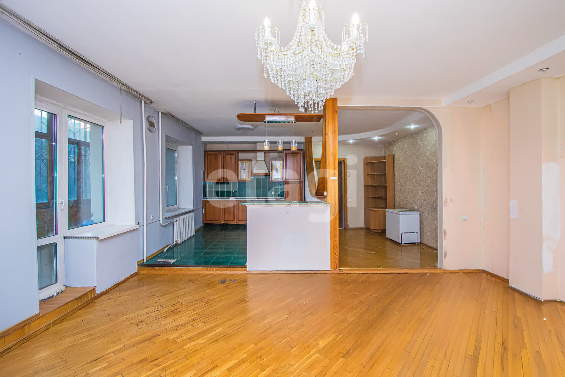 Продажа 4-комнатной квартиры, Улан-Удэ, Республика Бурятия,  Улан-Удэ