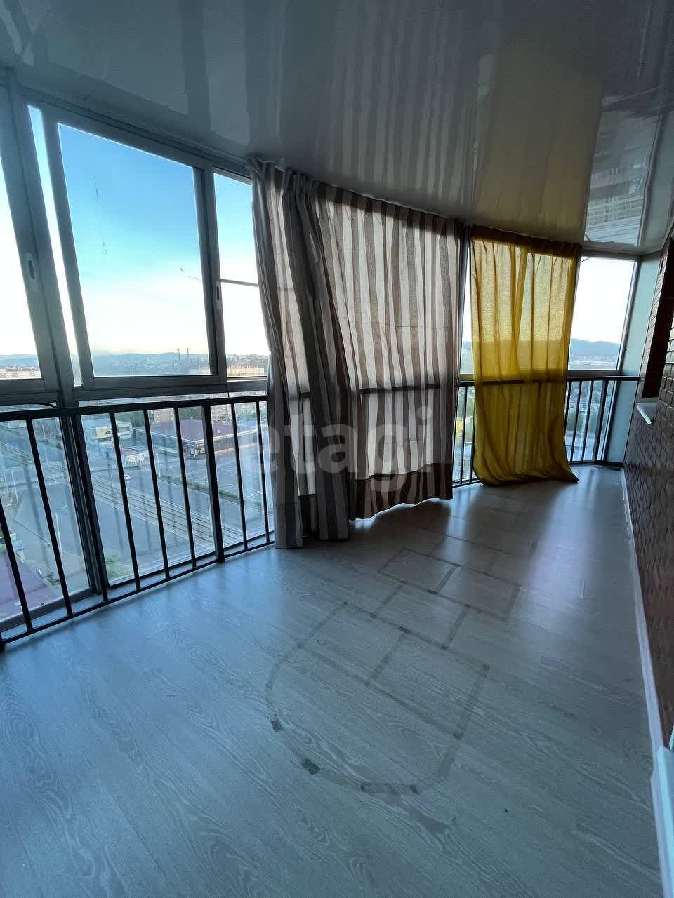 Продажа 3-комнатной квартиры, Улан-Удэ, Республика Бурятия,  Улан-Удэ