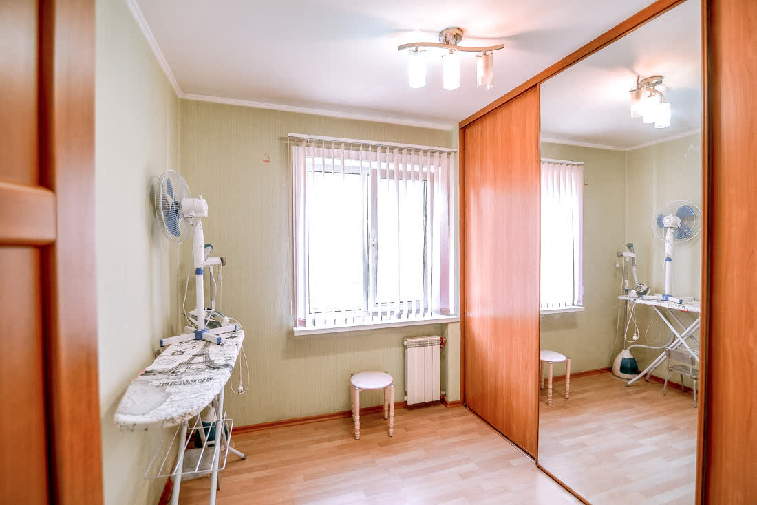 Продажа 3-комнатной квартиры, Южно-Сахалинск, Сахалинская область,  Южно-Сахалинск