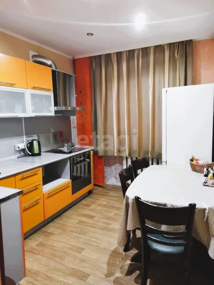 Продажа 2-комнатной квартиры, Южно-Сахалинск, Сахалинская область,  Южно-Сахалинск