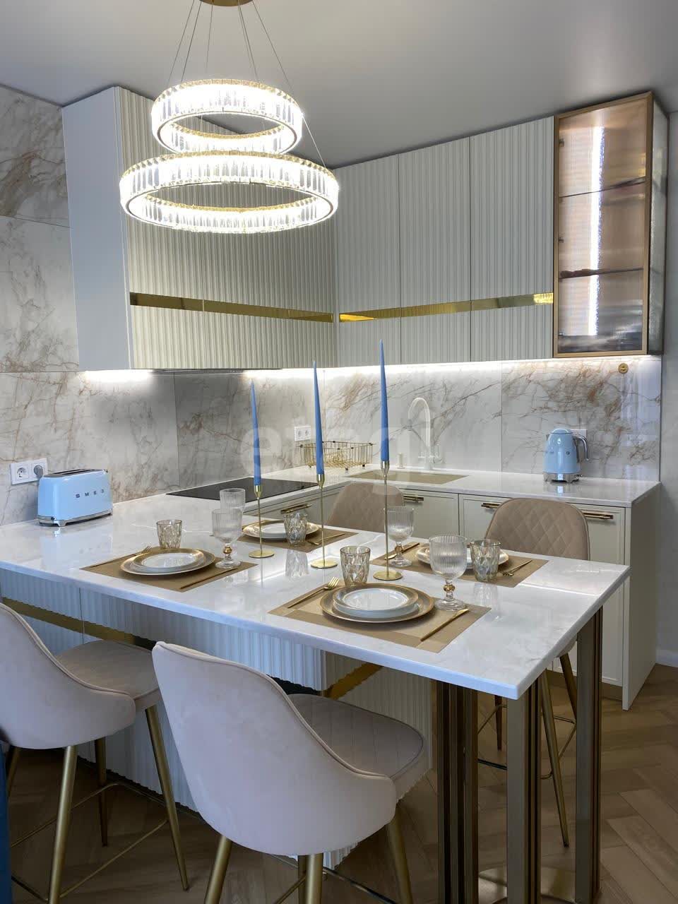 Продажа 3-комнатной квартиры, Южно-Сахалинск, Сахалинская область,  Южно-Сахалинск