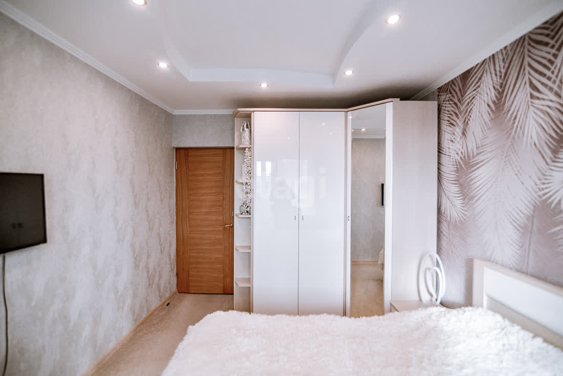 Продажа 2-комнатной квартиры, Южно-Сахалинск, Сахалинская область,  Южно-Сахалинск