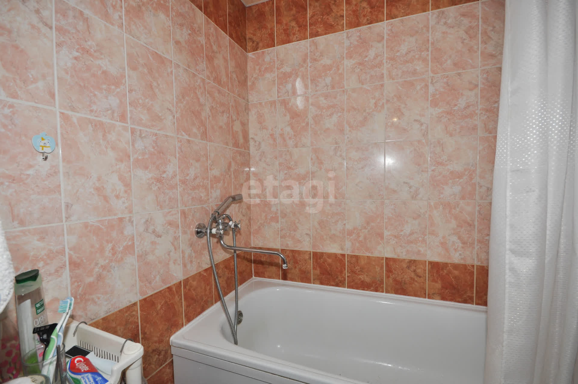 Продажа 2-комнатной квартиры, Южно-Сахалинск, Сахалинская область,  Южно-Сахалинск