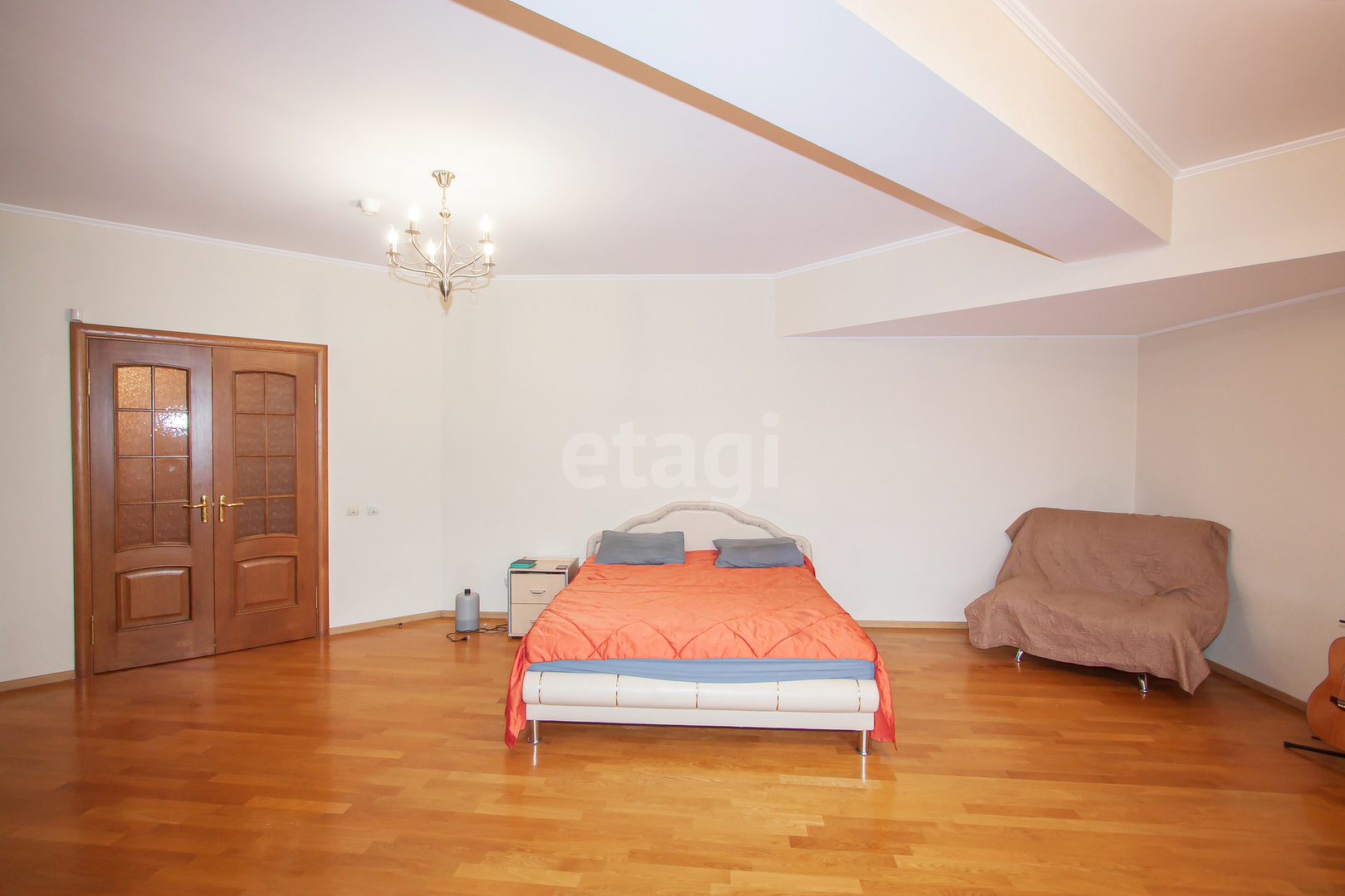 Продажа 4-комнатной квартиры, Улан-Удэ, Республика Бурятия,  Улан-Удэ