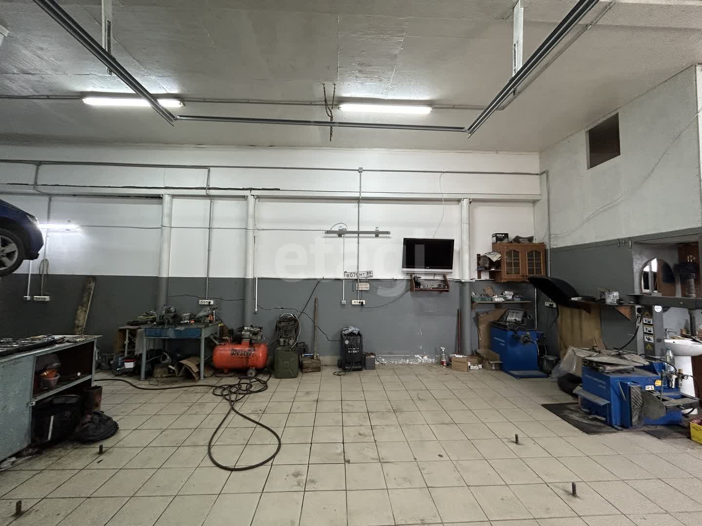 Продажа коммерческой недвижимости, 101м <sup>2</sup>, Новый Уренгой, Ямало-Ненецкий АО,  Новый Уренгой