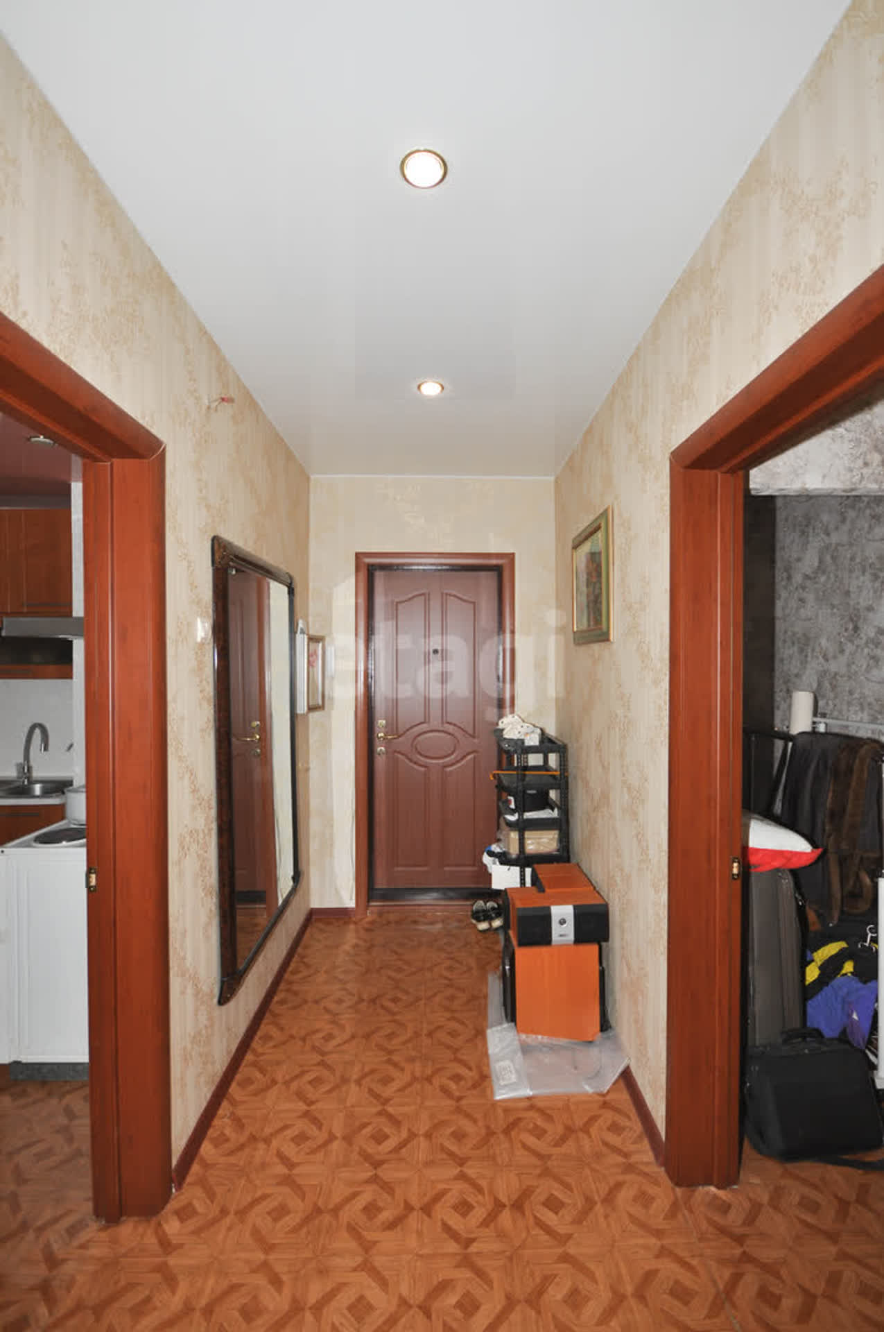 Продажа 3-комнатной квартиры, Южно-Сахалинск, Сахалинская область,  Южно-Сахалинск