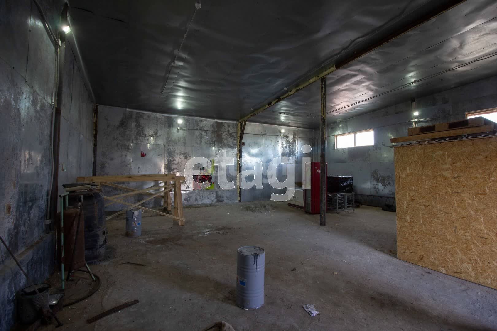 Аренда коммерческой недвижимости, 7454м <sup>2</sup>, Новый Уренгой, Ямало-Ненецкий АО,  Новый Уренгой