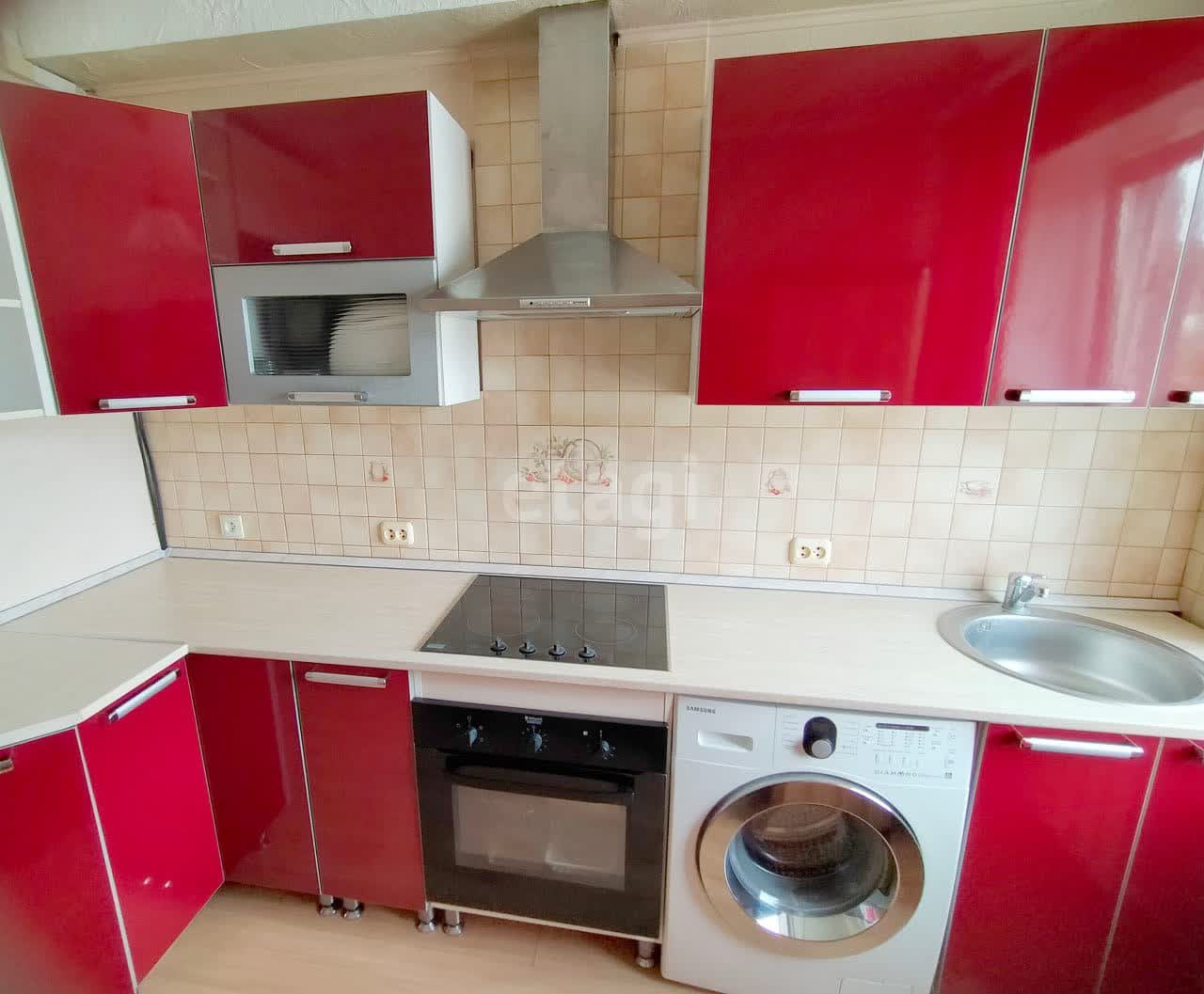 Продажа 2-комнатной квартиры, Южно-Сахалинск, Сахалинская область,  Южно-Сахалинск