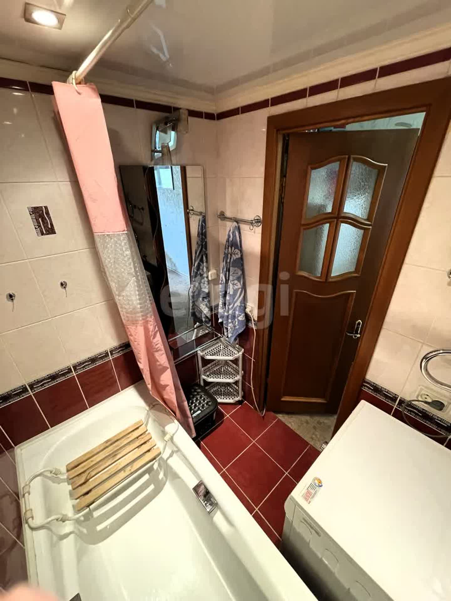 Продажа 2-комнатной квартиры, Южно-Сахалинск, Сахалинская область,  Южно-Сахалинск