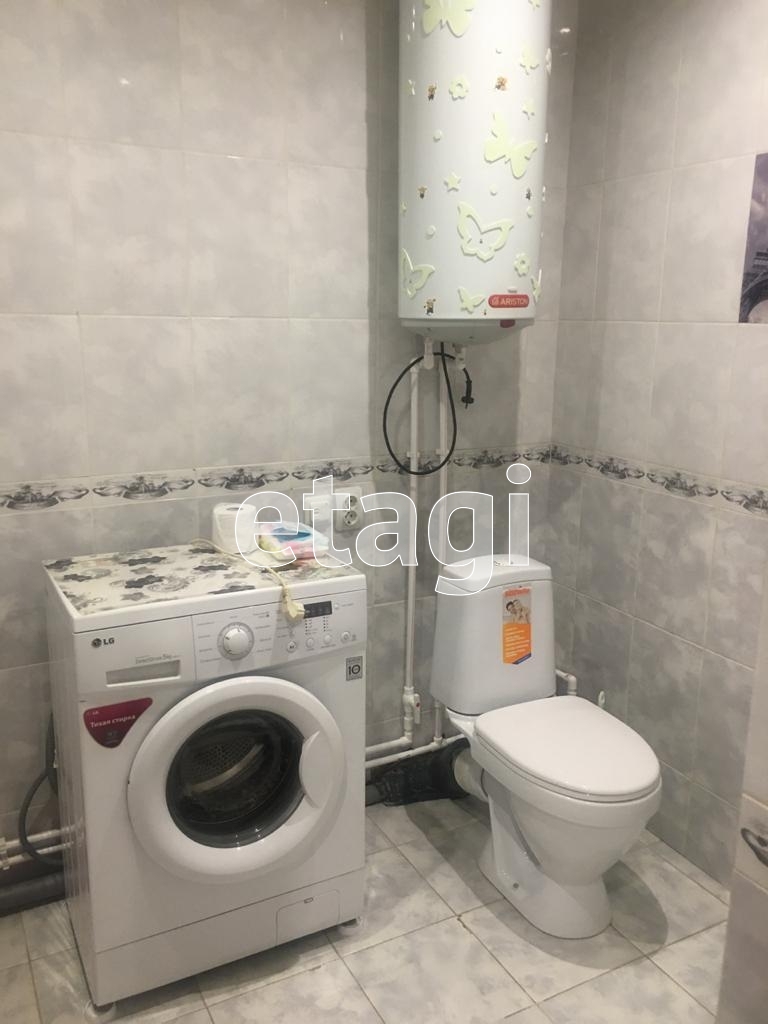 Продажа 2-комнатной квартиры, Южно-Сахалинск, Сахалинская область,  Южно-Сахалинск