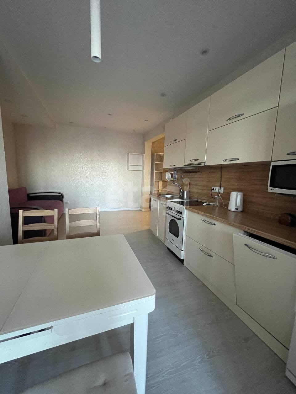 Продажа 3-комнатной квартиры, Улан-Удэ, Республика Бурятия,  Улан-Удэ