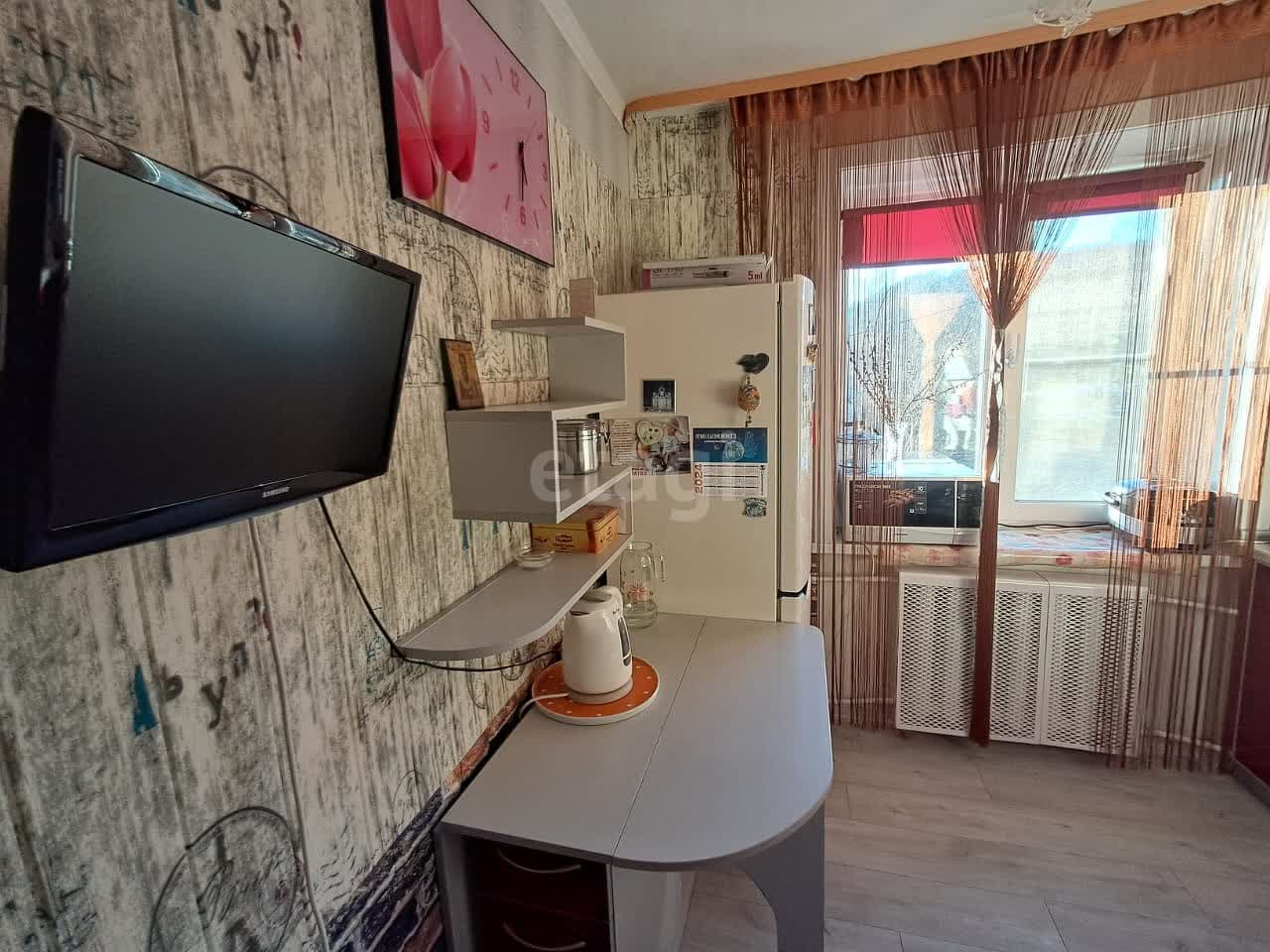 Продажа 3-комнатной квартиры, Южно-Сахалинск, Сахалинская область,  Южно-Сахалинск