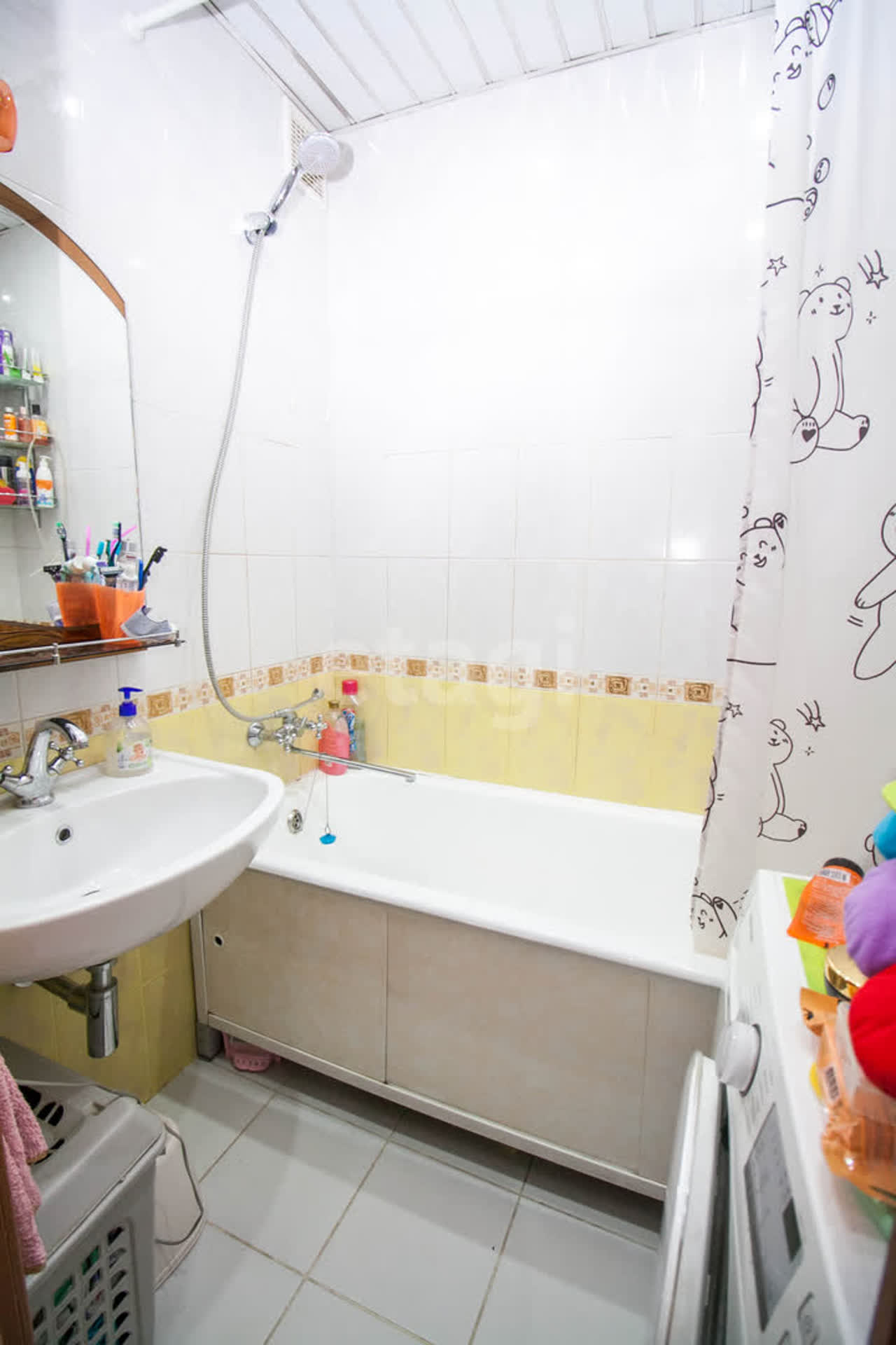 Продажа 2-комнатной квартиры, Южно-Сахалинск, Сахалинская область,  Южно-Сахалинск