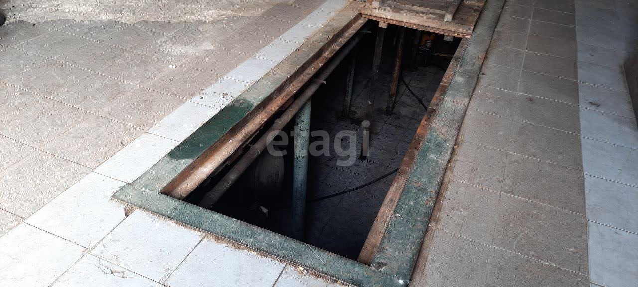 Продажа коммерческой недвижимости, 155м <sup>2</sup>, Новый Уренгой, Ямало-Ненецкий АО,  Новый Уренгой