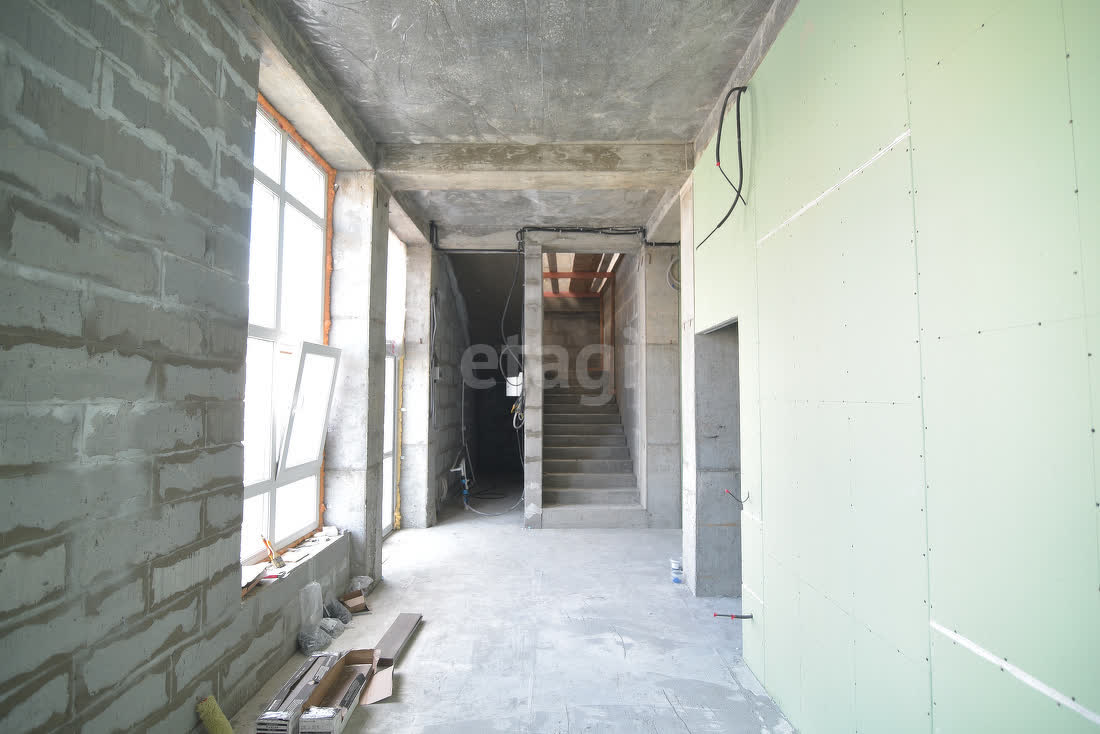 Продажа коммерческой недвижимости, 425м <sup>2</sup>, Южно-Сахалинск, Сахалинская область,  Южно-Сахалинск