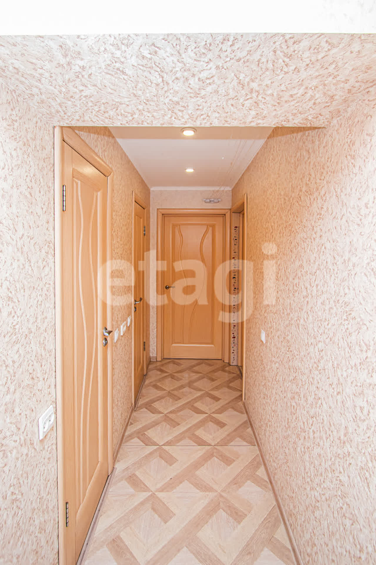 Продажа 3-комнатной квартиры, Улан-Удэ, Республика Бурятия,  Улан-Удэ