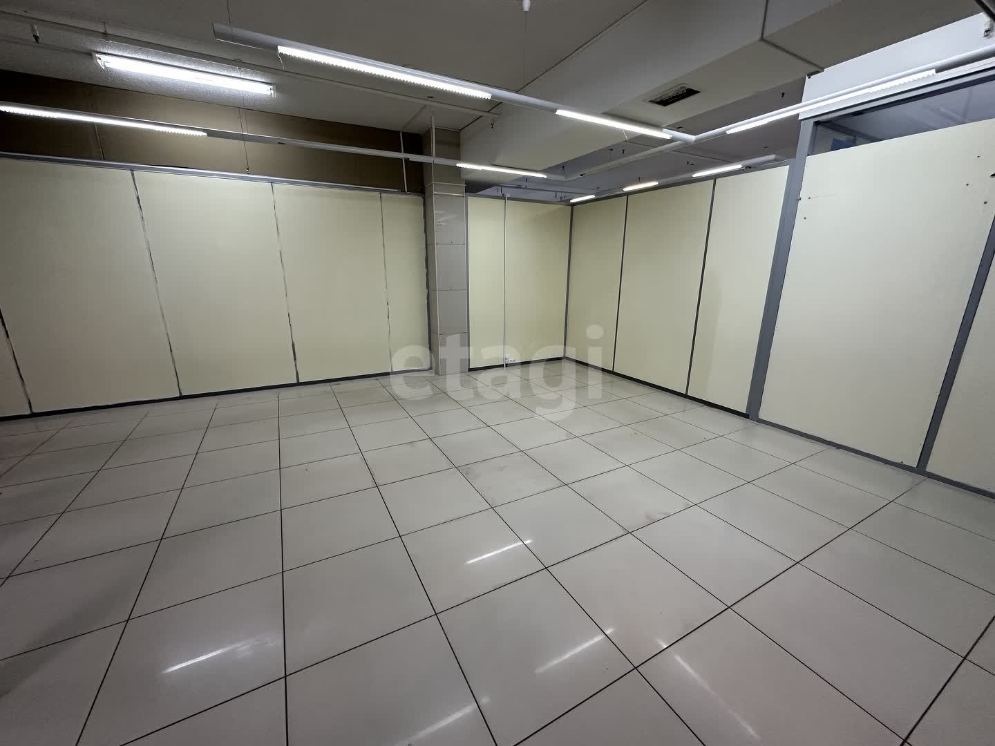 Продажа коммерческой недвижимости, 38м <sup>2</sup>, Новый Уренгой, Ямало-Ненецкий АО,  Новый Уренгой