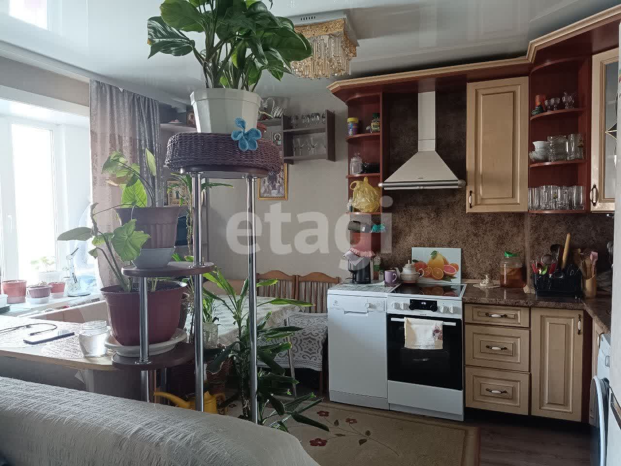 Продажа 3-комнатной квартиры, Улан-Удэ, Республика Бурятия,  Улан-Удэ