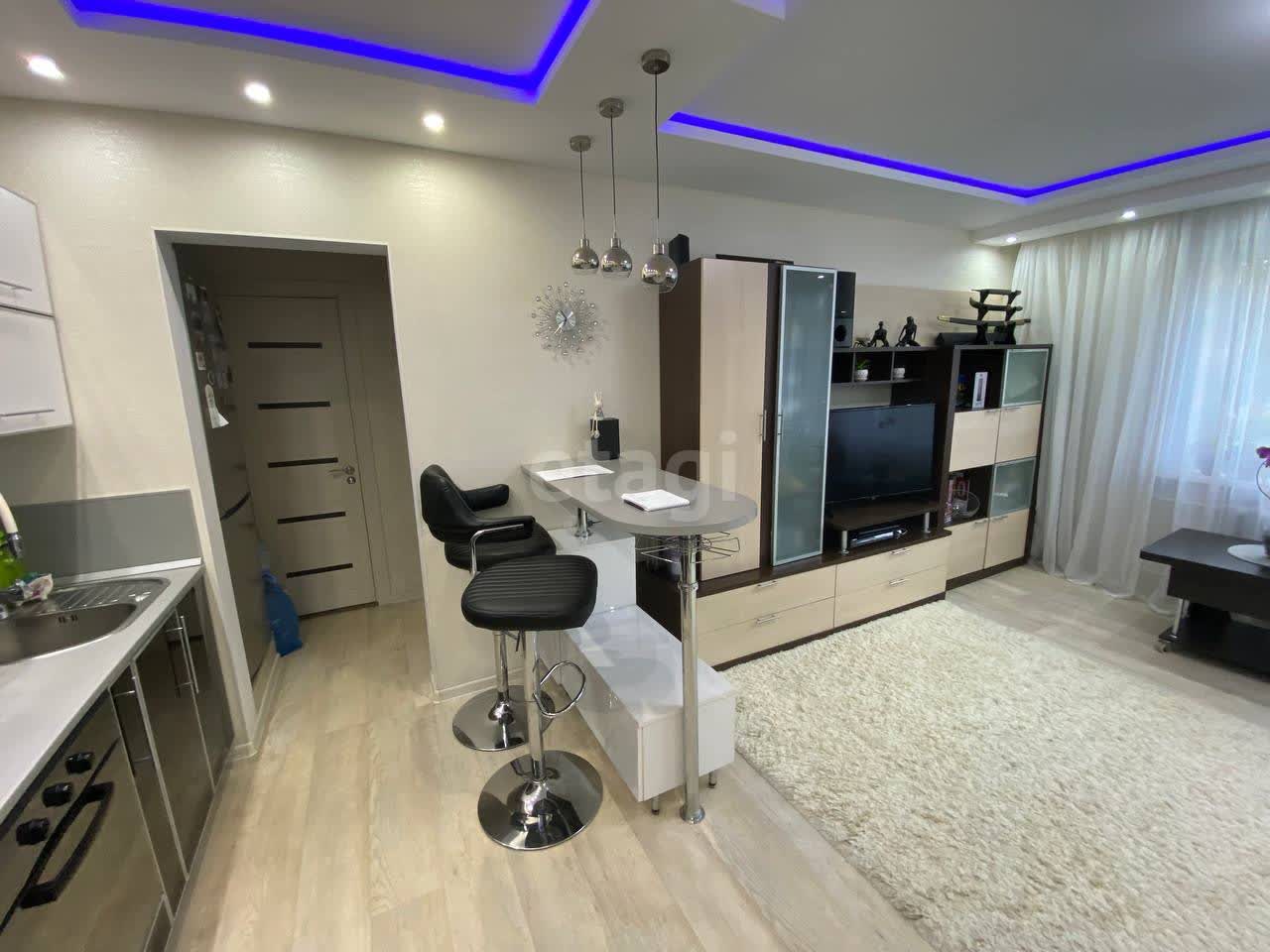 Продажа 2-комнатной квартиры, Южно-Сахалинск, Сахалинская область,  Южно-Сахалинск