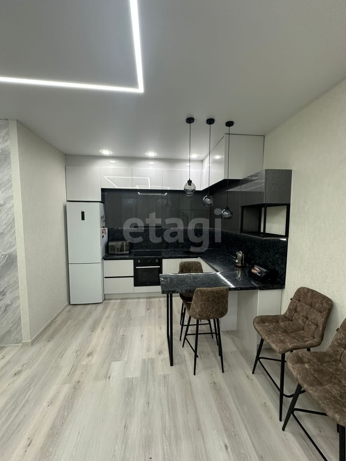 Продажа 2-комнатной квартиры, Южно-Сахалинск, Сахалинская область,  Южно-Сахалинск