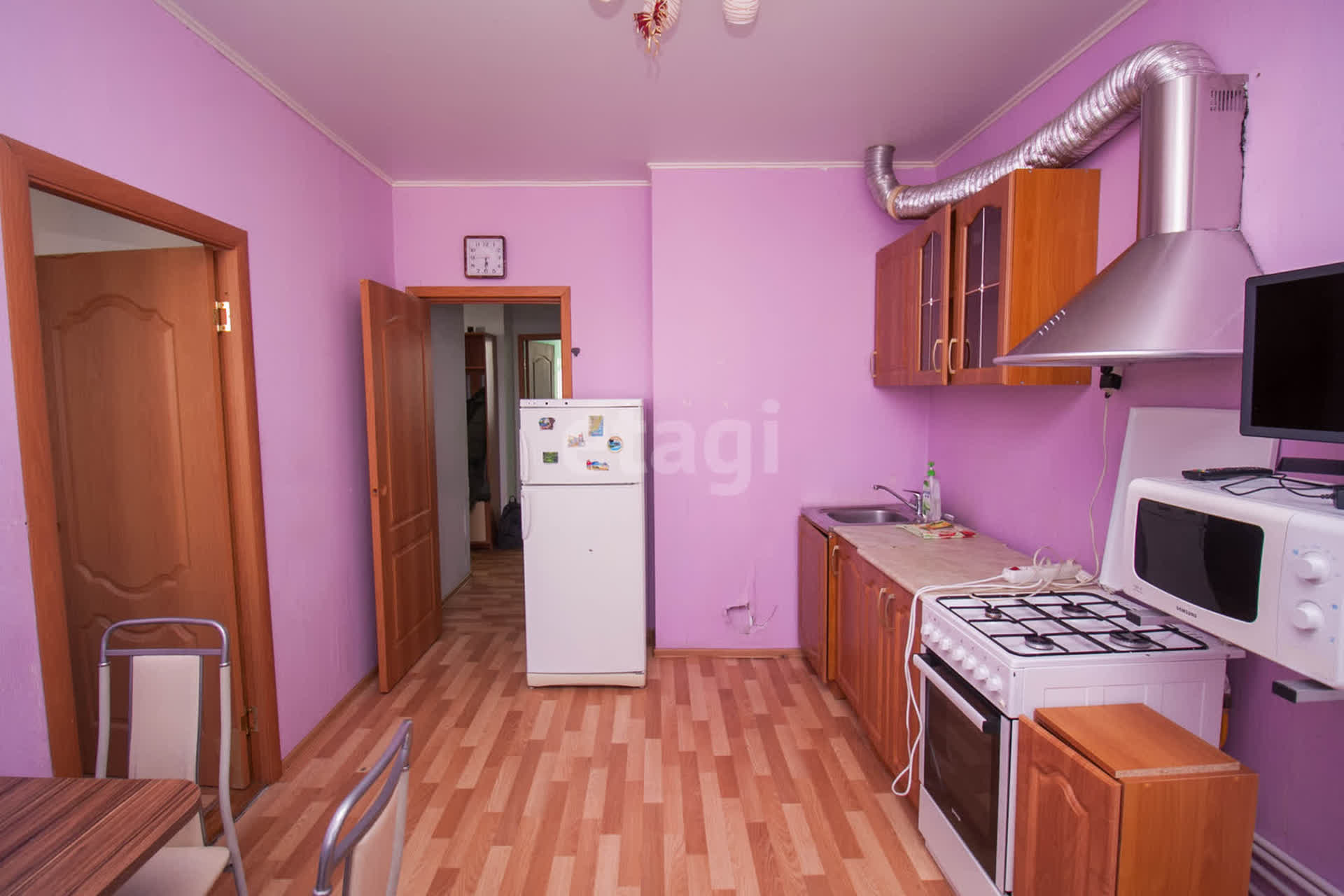 Продажа 2-комнатной квартиры, Южно-Сахалинск, Сахалинская область,  Южно-Сахалинск