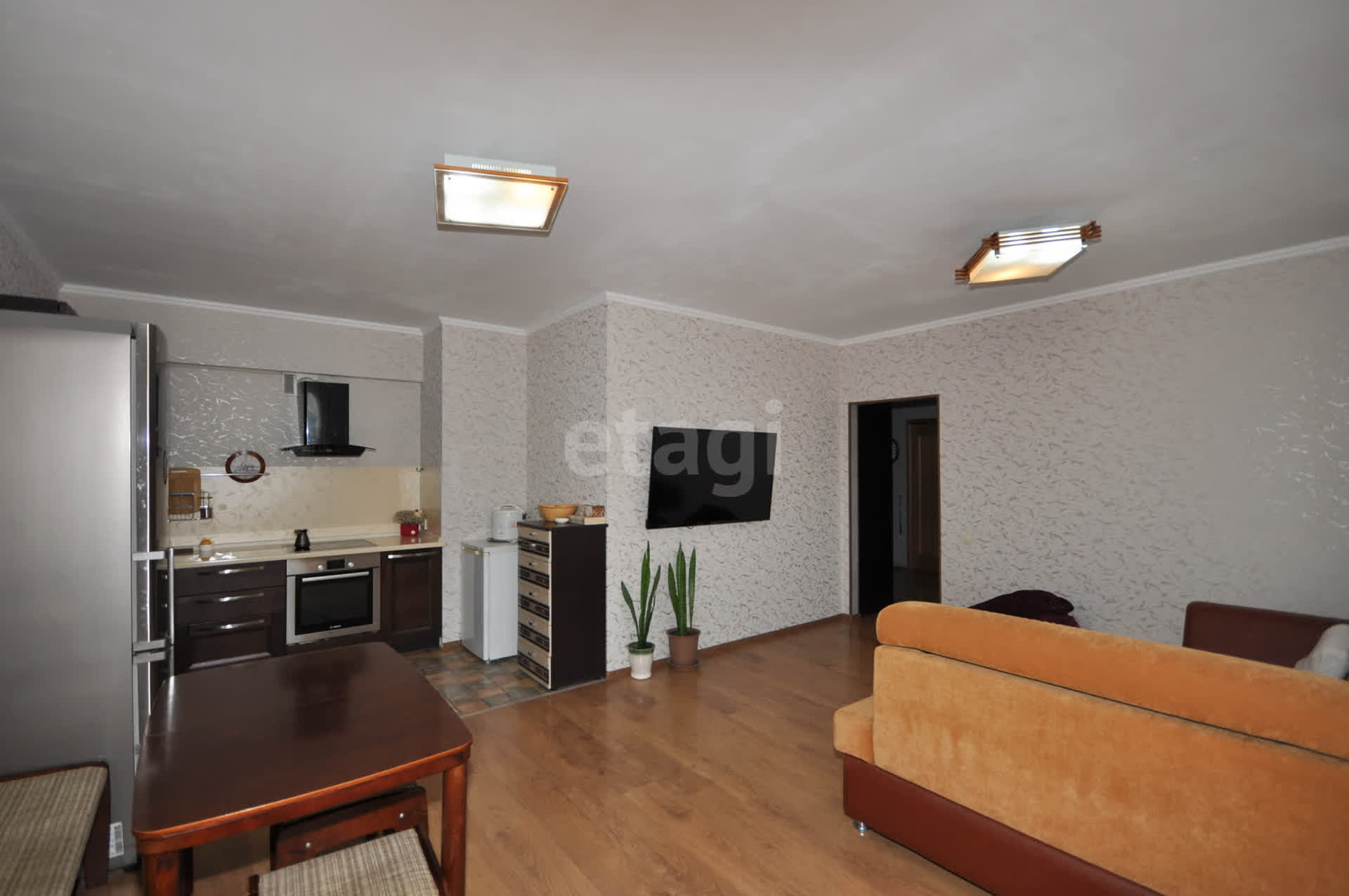 Продажа 3-комнатной квартиры, Южно-Сахалинск, Сахалинская область,  Южно-Сахалинск