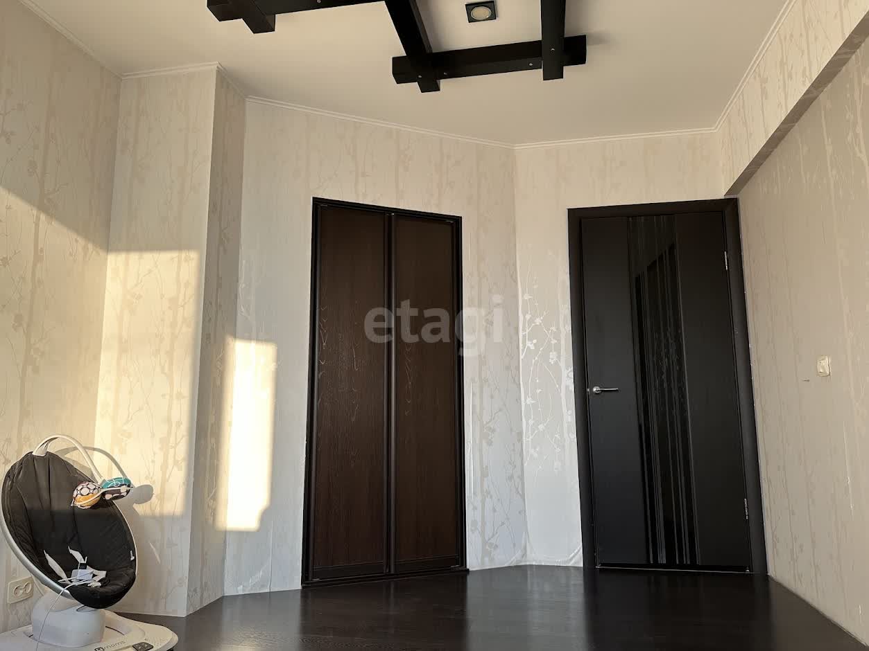 Продажа 2-комнатной квартиры, Южно-Сахалинск, Сахалинская область,  Южно-Сахалинск