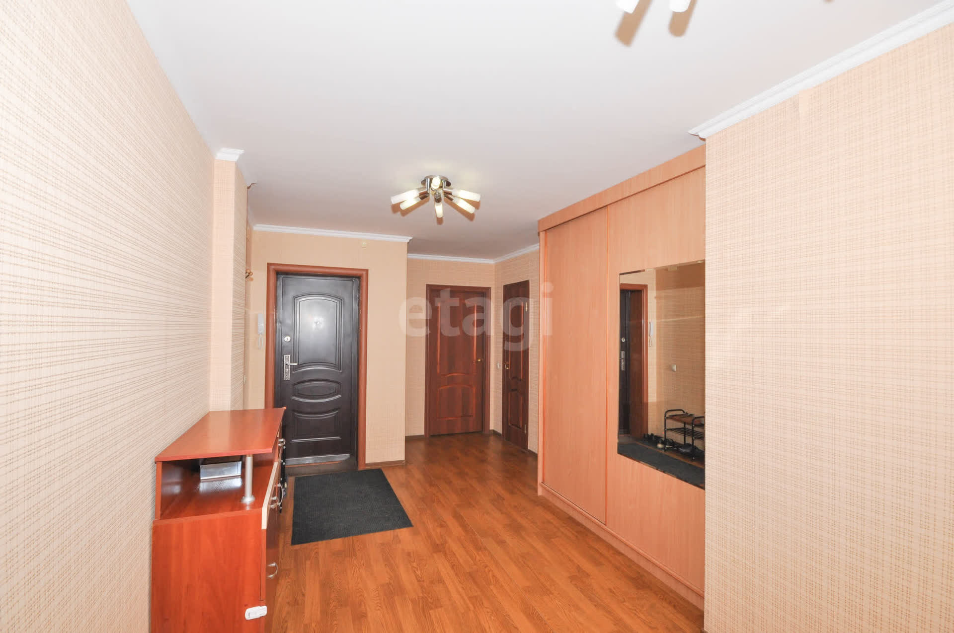 Продажа 3-комнатной квартиры, Южно-Сахалинск, Сахалинская область,  Южно-Сахалинск