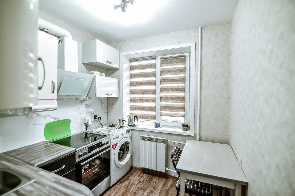 Продажа 2-комнатной квартиры, Южно-Сахалинск, Сахалинская область,  Южно-Сахалинск