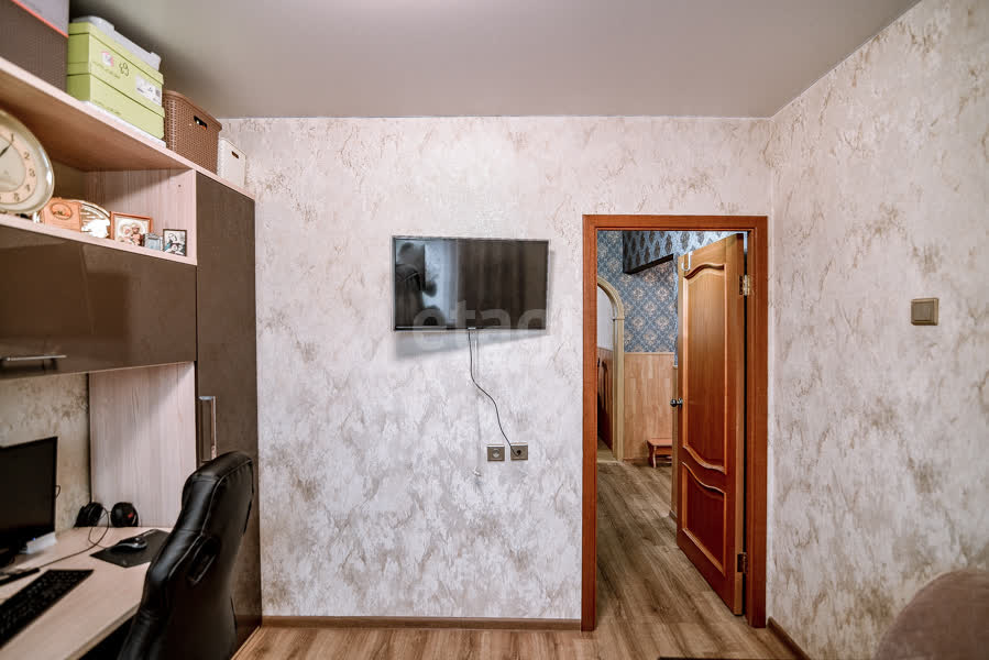 Продажа 2-комнатной квартиры, Южно-Сахалинск, Сахалинская область,  Южно-Сахалинск