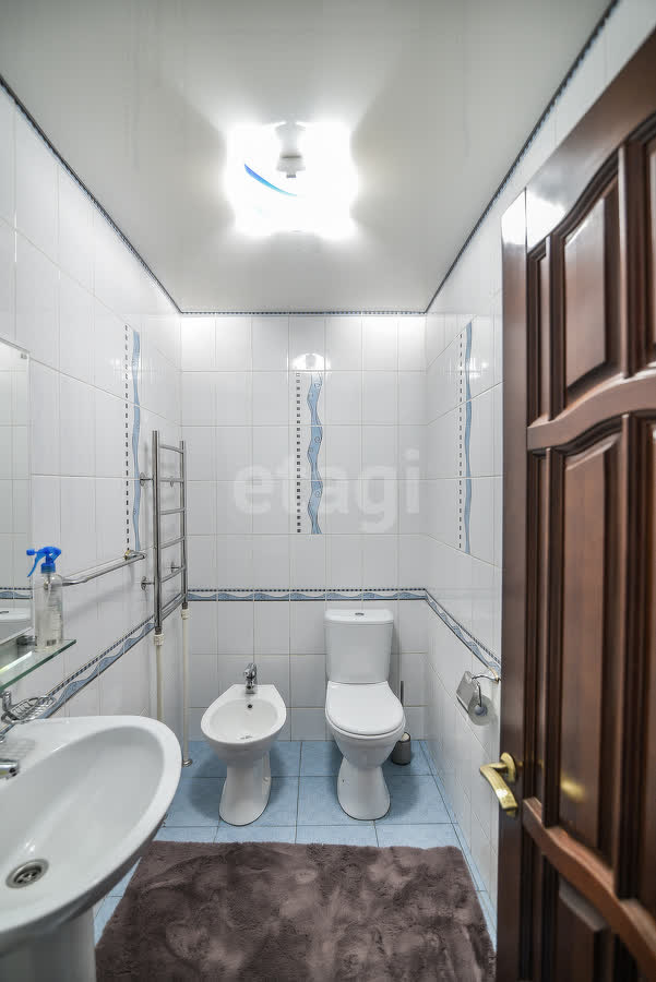 Продажа дома, 378м <sup>2</sup>, 16 сот., Южно-Сахалинск, Сахалинская область,  