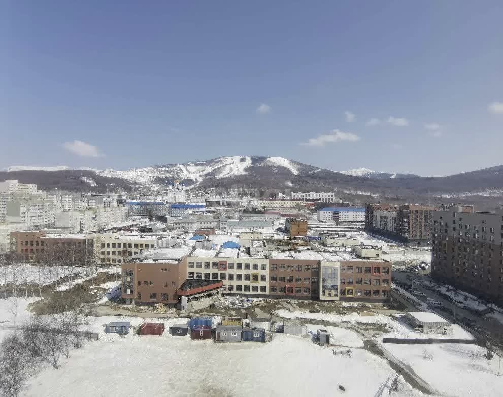 Продажа 2-комнатной квартиры, Южно-Сахалинск, Сахалинская область,  Южно-Сахалинск