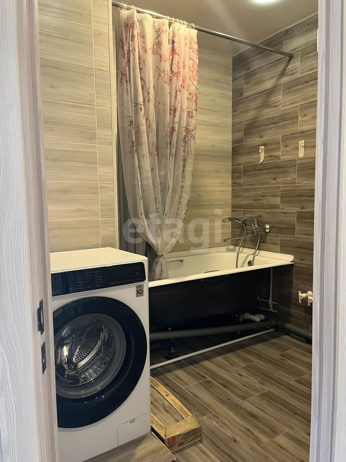 Продажа 2-комнатной квартиры, Южно-Сахалинск, Сахалинская область,  Южно-Сахалинск