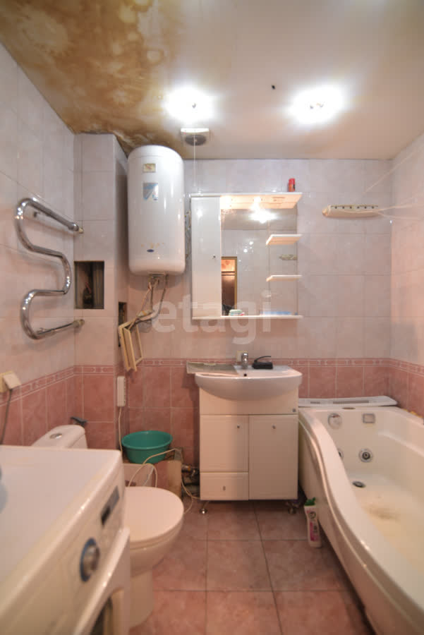 Продажа 2-комнатной квартиры, Южно-Сахалинск, Сахалинская область,  Южно-Сахалинск