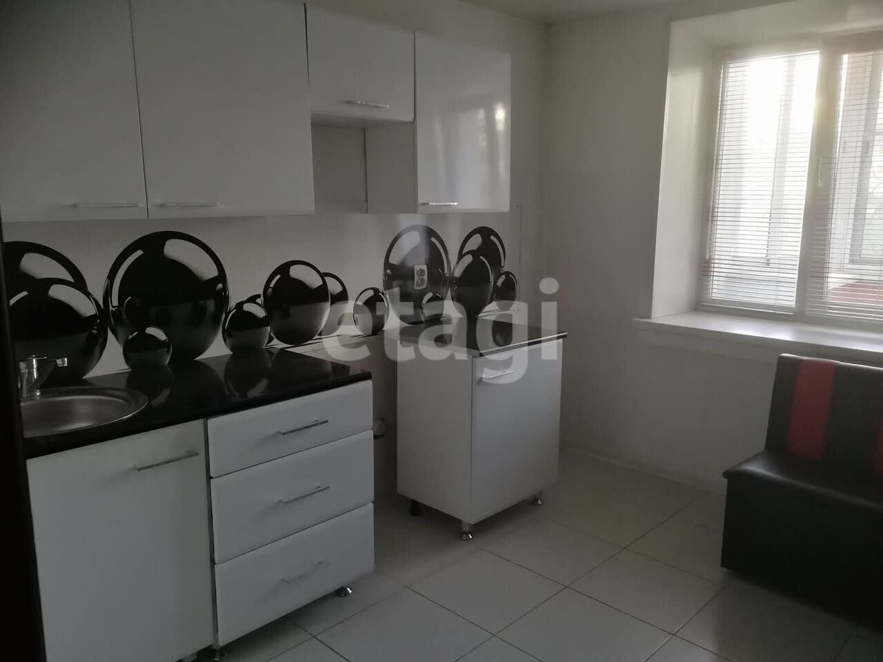 Продажа 3-комнатной квартиры, Улан-Удэ, Республика Бурятия,  Улан-Удэ