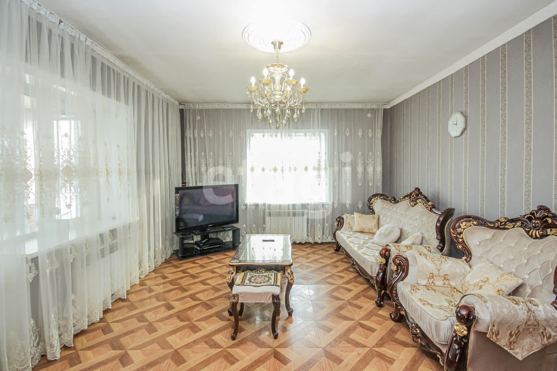 Продажа дома, 187м <sup>2</sup>, 6 сот., Улан-Удэ, Республика Бурятия,  Советский