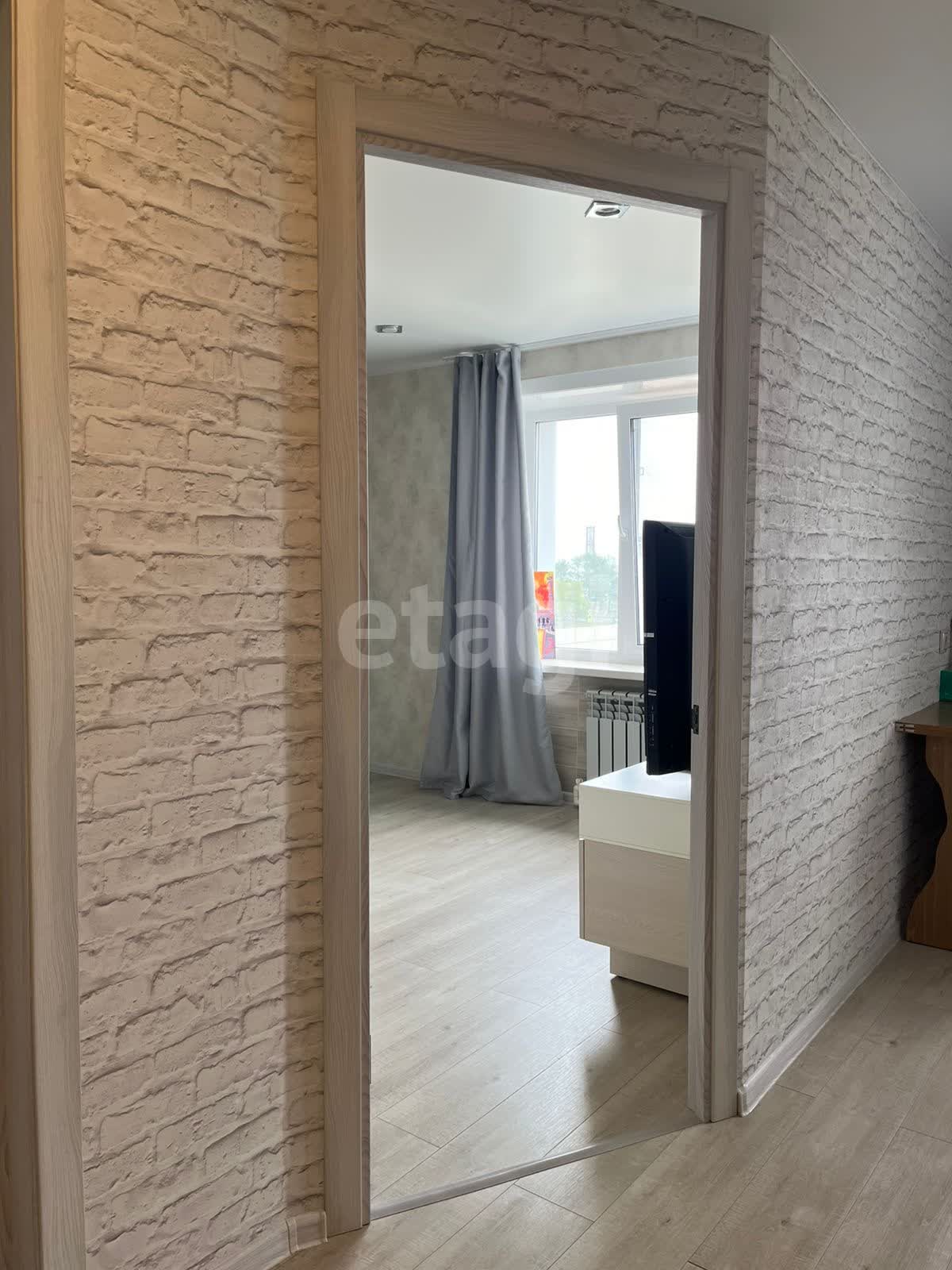 Продажа 2-комнатной квартиры, Южно-Сахалинск, Сахалинская область,  Южно-Сахалинск