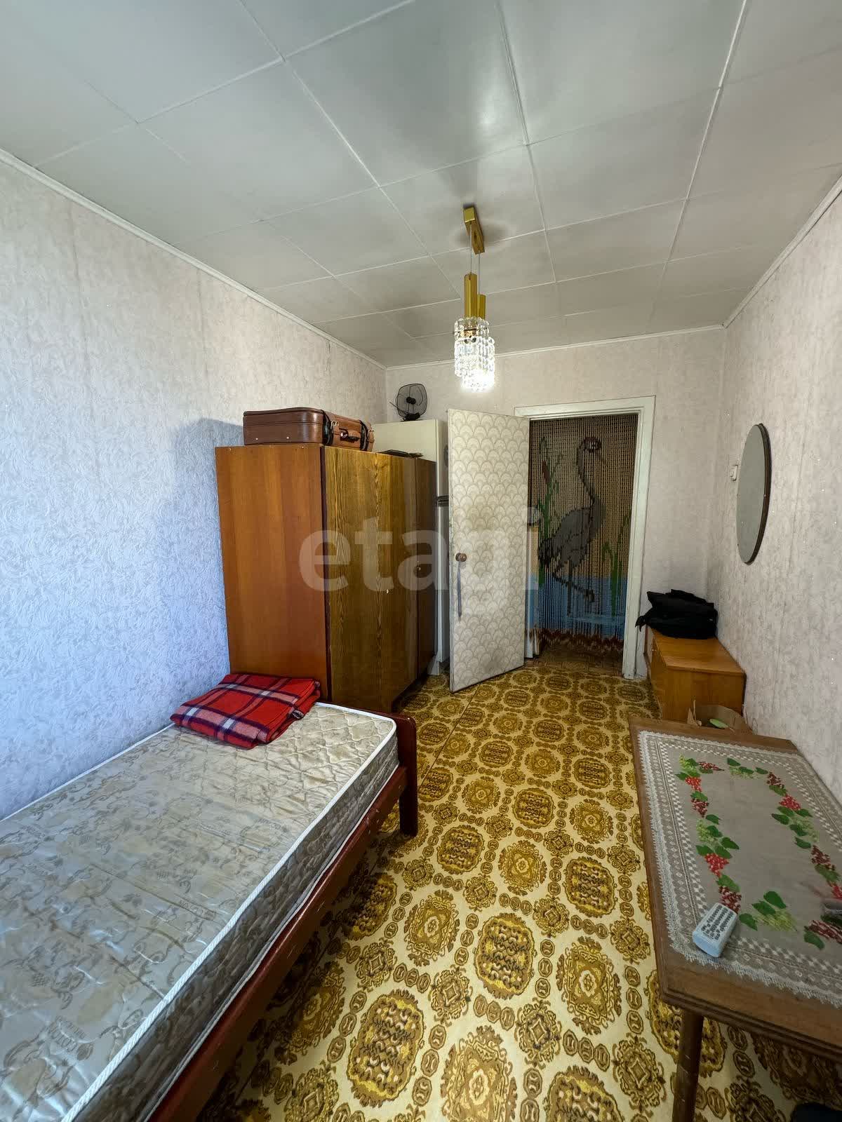 Продажа 4-комнатной квартиры, Южно-Сахалинск, Сахалинская область,  Южно-Сахалинск